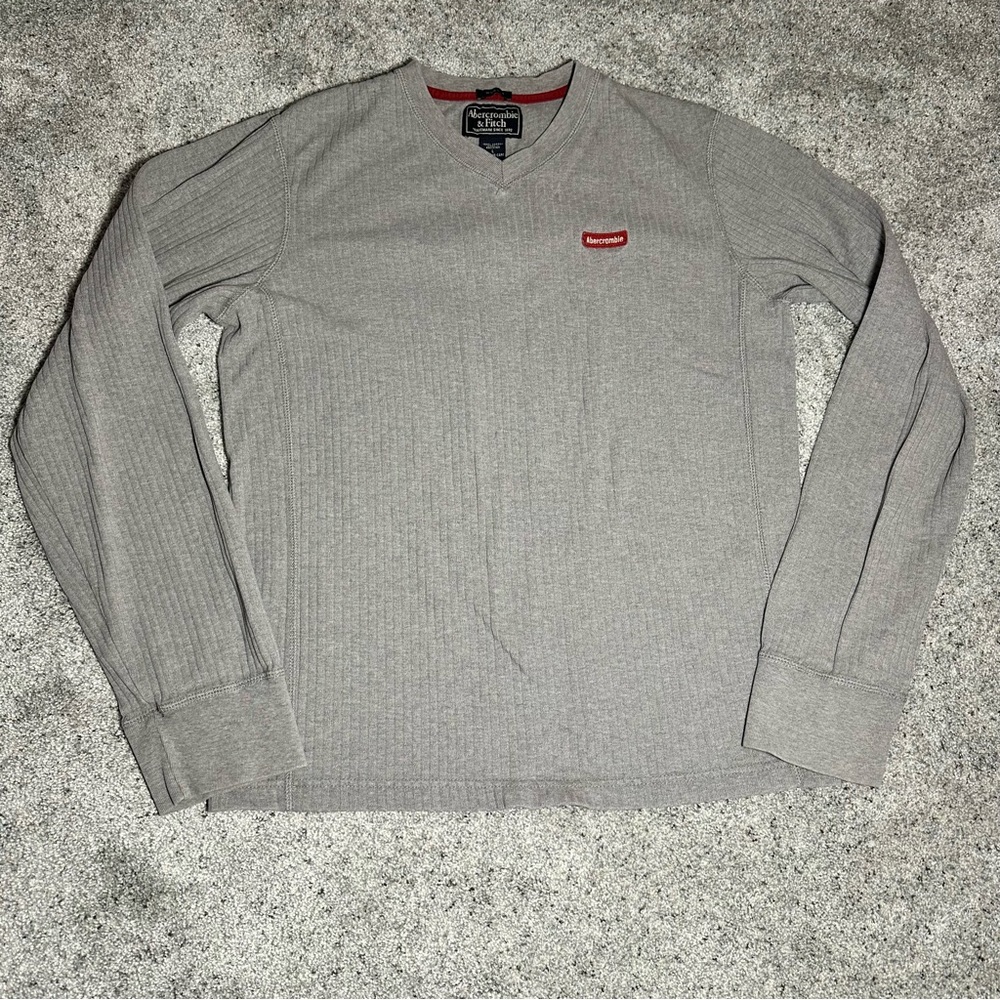 Abercrombie & Fitch Men's Muscle Long Sleeve V-Neck Ribbed Shirt - Large